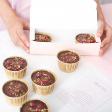 Load image into Gallery viewer, MIDNIGHT™ CLASSIQUE DARK CHOCOLATE CUPCAKES