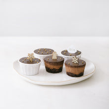 Load image into Gallery viewer, X&#39;MAS PETIT CHOCOLAT GÂTEAUX MOUSSE CAKES
